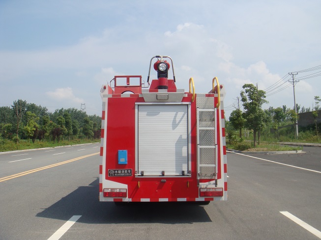 東風(fēng)D7水罐消防車(3.5噸)圖片